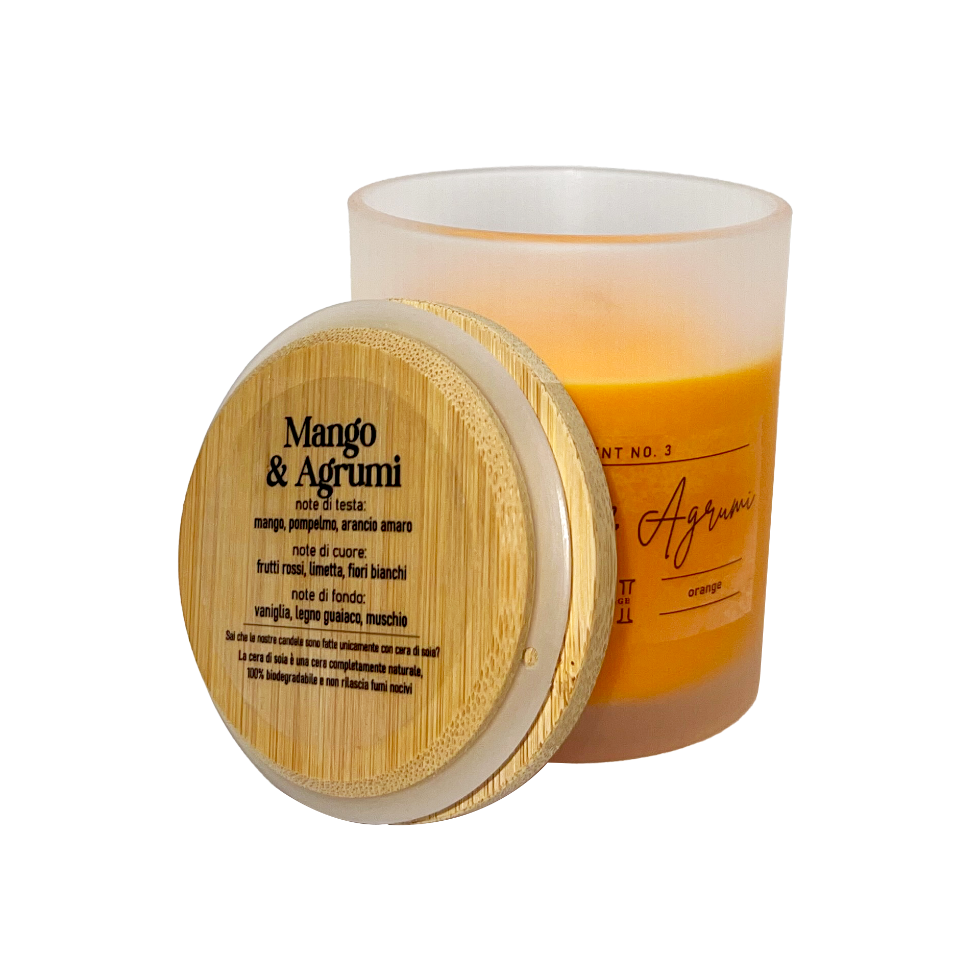 candela profumata arancione al profumo di mango e agrumi, dettaglio del tappo in legno con descrizione note olfattive